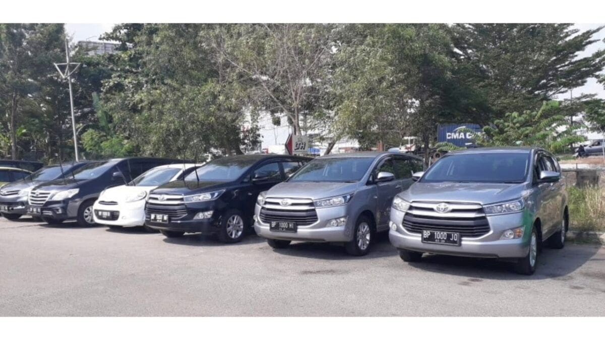 Armada kendaraan operasional